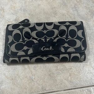 Coach wallet